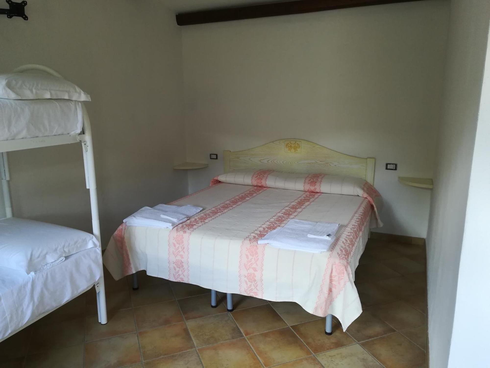 Agriturismo Donnolu Tertenìa Szoba fotó